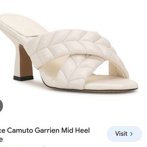 Vince Camuto Garrien Mule